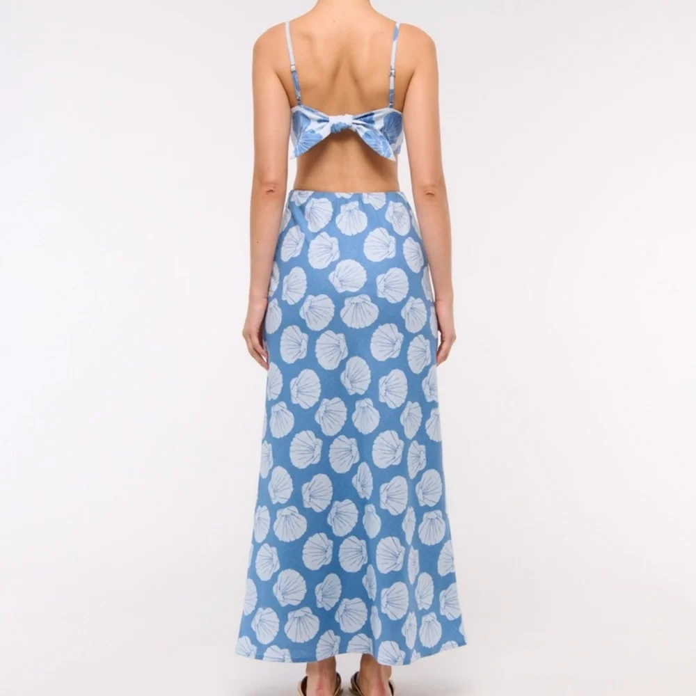 Abercrombie & Fitch Blue and White Shell Print Cutout Maxi Dress